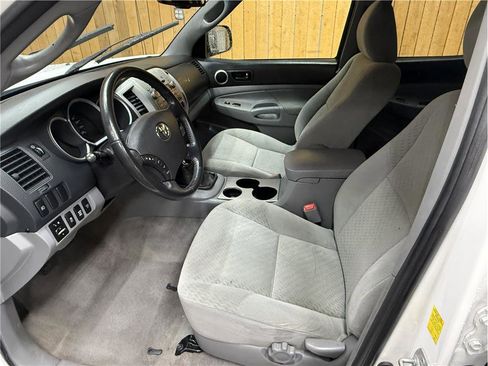 Used 2010 Toyota Tacoma 4x4 Double Cab image 16
