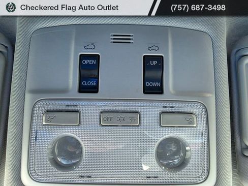 Used 2015 Toyota RAV4 XLE FWD image 10