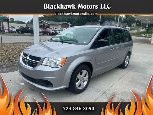Used 2016 Dodge Grand Caravan SE w/ Quick Order Package 29E SE FWD image 1