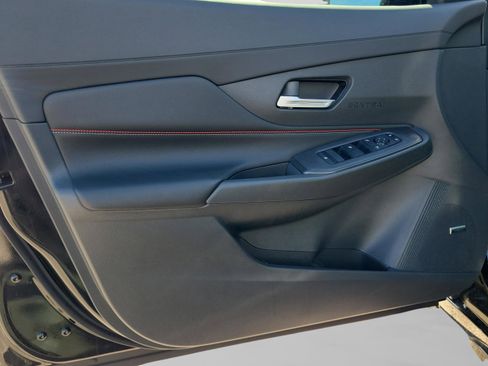 New 2026 Nissan Sentra SR image 32