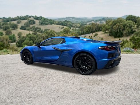 Used 2023 Chevrolet Corvette Z06 RWD image 6