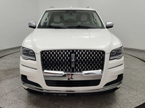 Used 2024 Lincoln Navigator Black Label AWD/4WD image 9