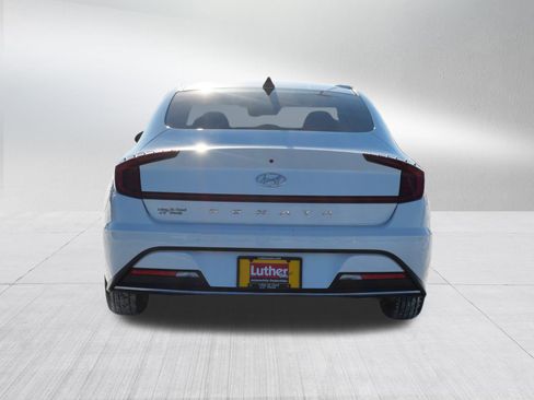 Used 2022 Hyundai Sonata SE w/ Preferred Accessory Package image 6