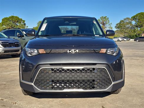 New 2025 Kia Soul LX image 3