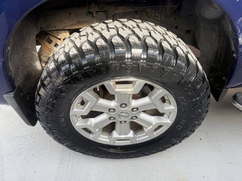 Used 2016 Nissan Titan SL image 19