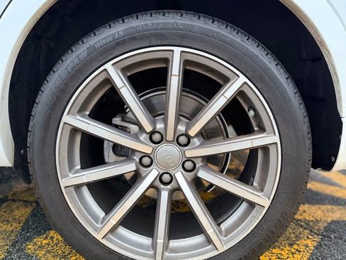 Used 2018 Audi Q3 2.0T Premium Plus w/ Premium Plus Package image 7