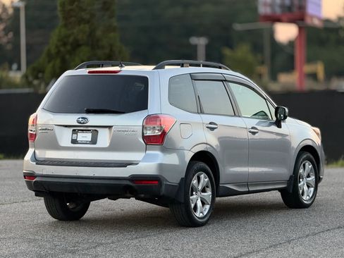 Used 2014 Subaru Forester 2.5i Premium w/ Popular Package #2 AWD/4WD image 9