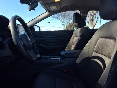 New 2025 Nissan Altima 2.5 S image 7