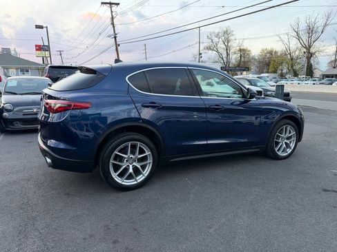 Used 2019 Alfa Romeo Stelvio Ti Lusso w/ Quick Order Package 22X Lusso AWD/4WD image 8