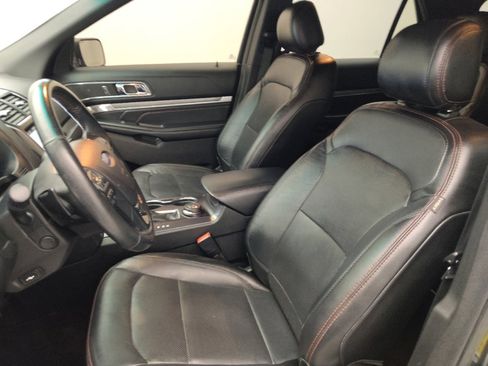 Used 2017 Ford Explorer Sport w/ Equipment Group 401A AWD/4WD image 17