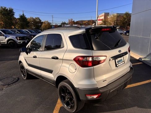 Used 2022 Ford EcoSport SES image 6