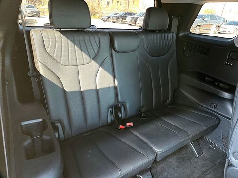 Used 2024 Hyundai Palisade Limited image 33
