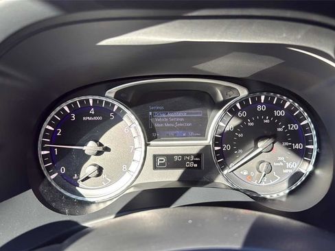 Used 2020 INFINITI QX60 Signature Edition w/ Cargo Package Essential image 16