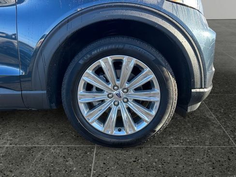 Used 2023 Ford Explorer Limited w/ Limited Technology Package image 9