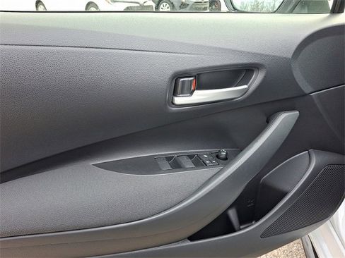 New 2026 Toyota Corolla SE image 12