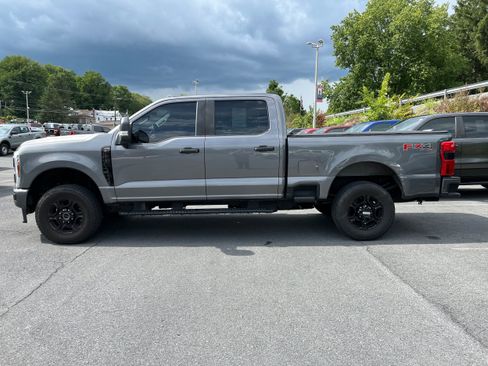 Used 2024 Ford F250 XL w/ STX Appearance Package AWD/4WD image 12
