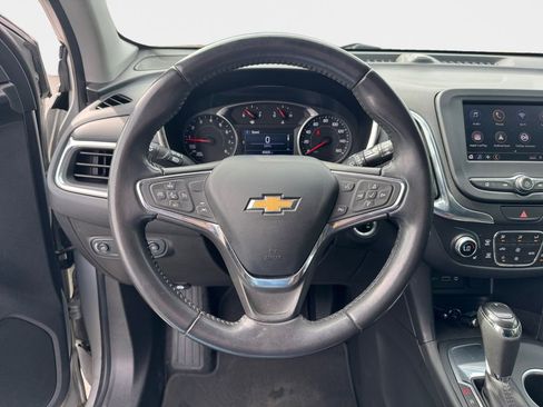 Used 2021 Chevrolet Equinox LT image 11