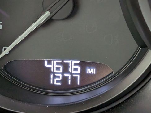 Used 2025 Porsche Macan image 24