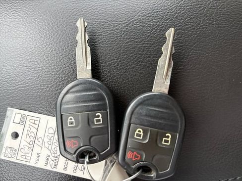Used 2015 Ford Explorer 4WD image 25
