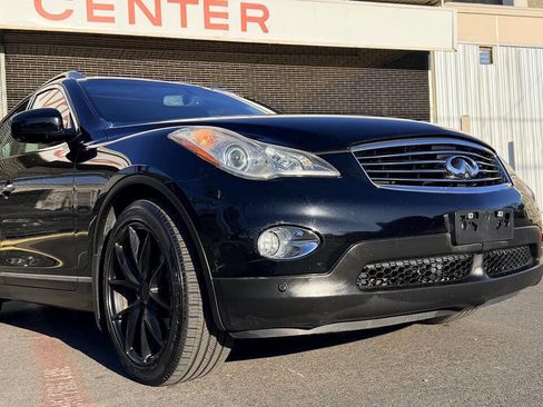 Used 2012 INFINITI EX35 Journey w/ Premium Pkg image 2