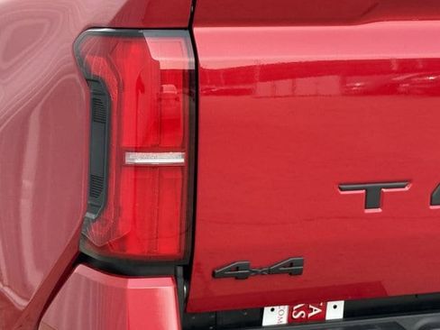 Used 2026 Toyota Tacoma SR5 AWD/4WD image 6