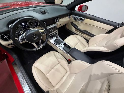 Used 2013 Mercedes-Benz SLK 350 image 24