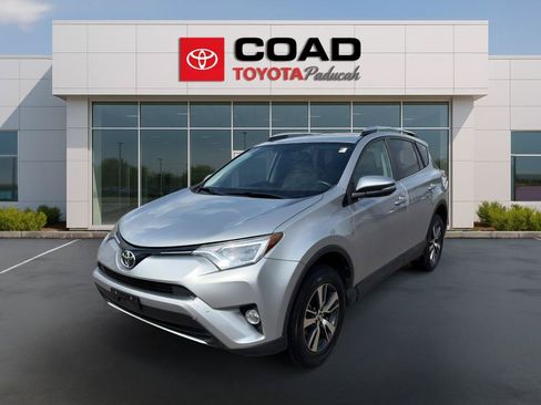 Used 2016 Toyota RAV4 XLE AWD/4WD image 1