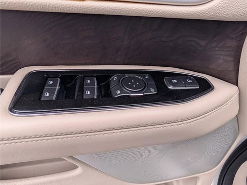 Used 2021 Lincoln Navigator Reserve w/ Luxury Package AWD/4WD image 21