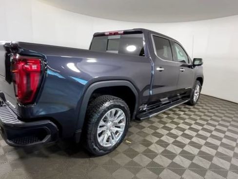 Used 2024 GMC Sierra 1500 Denali AWD/4WD image 4