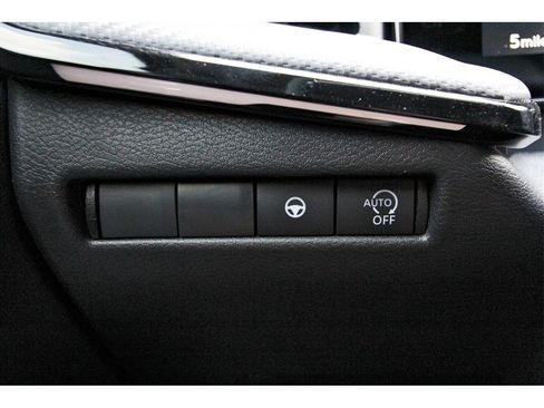 New 2025 Nissan Kicks SR w/ Illumination Package image 14