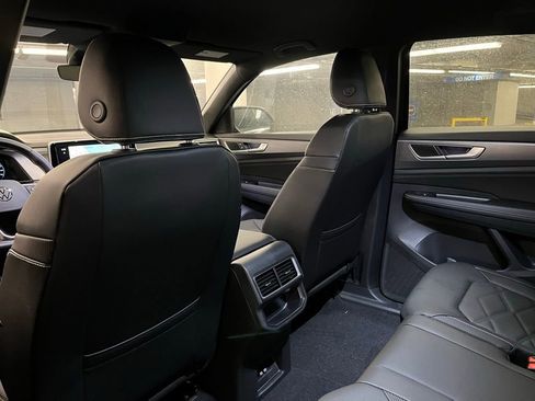 New 2026 Volkswagen Atlas Cross Sport SE AWD/4WD image 22