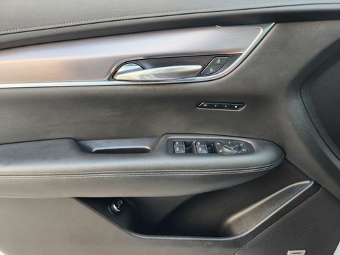 Used 2023 Cadillac XT6 Luxury FWD image 22