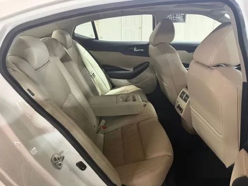Used 2023 Nissan Maxima Platinum w/ Sport Mat Group FWD image 12