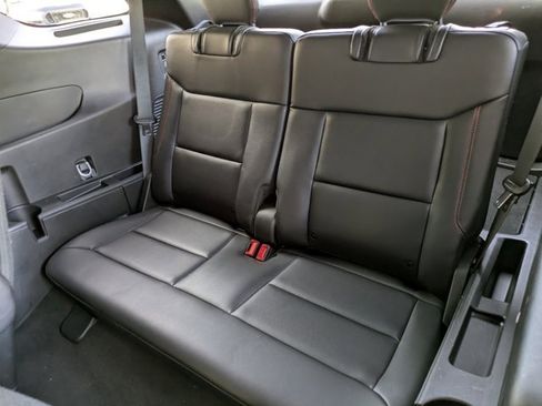 Certified 2023 Ford Explorer ST-Line w/ Class IV Trailer Tow Package image 19