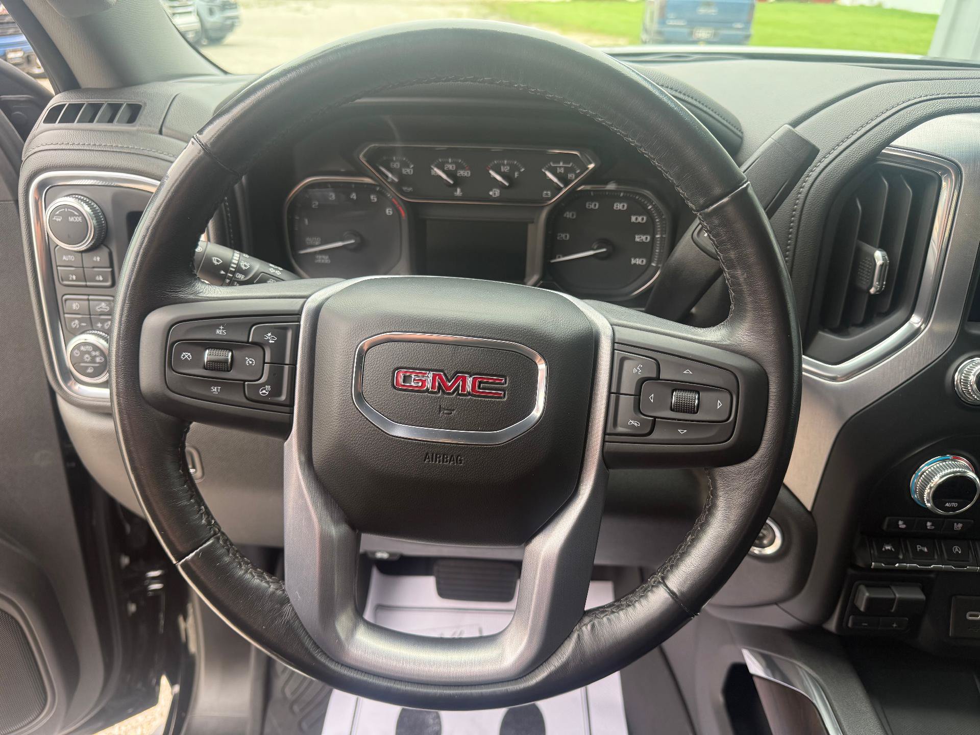 Used 2021 GMC Sierra 1500 SLT w/ SLT Premium Plus Package AWD/4WD image 13