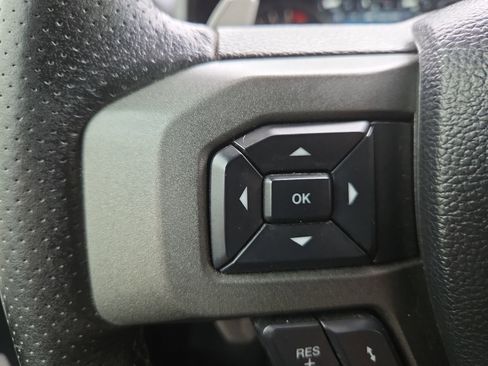 Used 2019 Ford F150 Raptor w/ Equipment Group 802A Luxury image 18