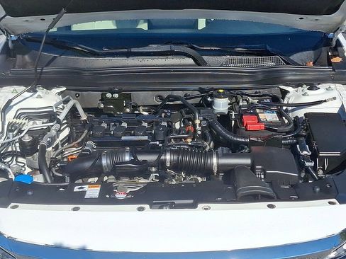 Used 2018 Honda Accord EX image 27