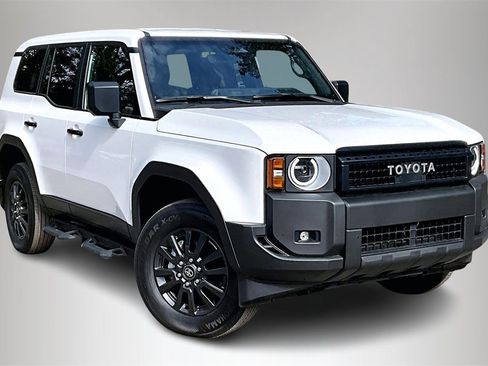 Used 2024 Toyota Land Cruiser 1958 image 2