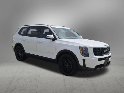 Used 2022 Kia Telluride EX w/ EX Premium Package image 8