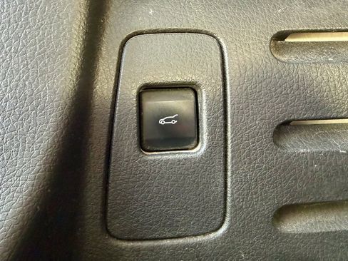 Used 2014 Ford Edge Limited w/ Driver Entry Package image 15