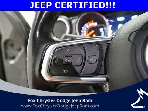 Certified 2020 Jeep Wrangler Unlimited Sahara image 17