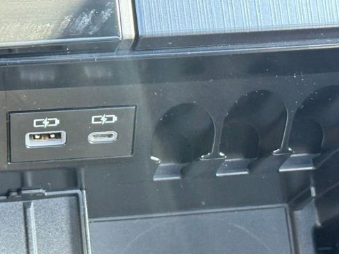 Used 2026 Toyota Tundra Platinum image 45