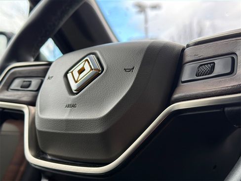 Used 2022 Rivian R1T Adventure image 28