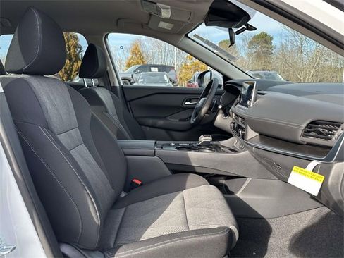 New 2026 Nissan Rogue SV w/ Cold Weather Package image 10