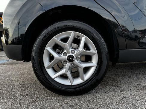 Used 2024 Kia Soul LX w/ Option Group 015 image 9