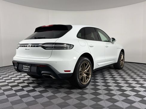 New 2026 Porsche Macan AWD/4WD image 9