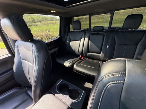 Used 2020 Ford F150 Lariat w/ Equipment Group 502A Luxury AWD/4WD image 33