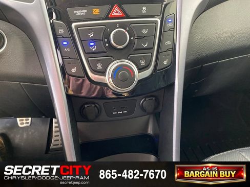 Used 2014 Hyundai Elantra GT w/ Option Group 02 FWD image 14