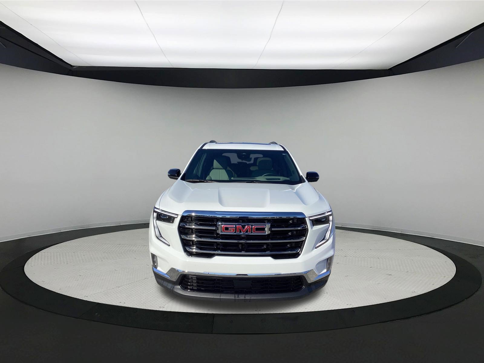 Used 2026 GMC Acadia Elevation w/ Elevation Premium Package FWD image 3