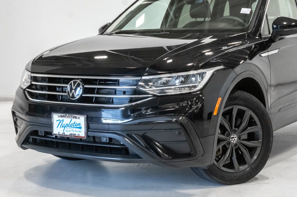 Used 2024 Volkswagen Tiguan SE AWD/4WD image 2